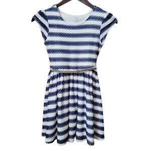 🌻 The Children's Place Eyelet Overlay Belted Dress